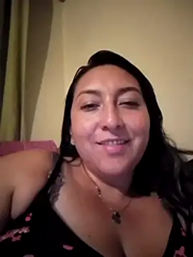 Valeria montana  online show from 9, 4, 2026