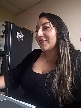 Valeria montana  online show from 7, 3, 2026