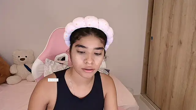 phia carter online show from 18, 4, 2026