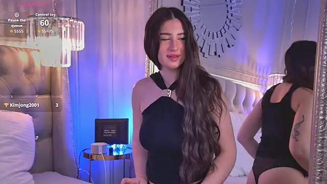 LisaDeviss online show from 9, 4, 2026