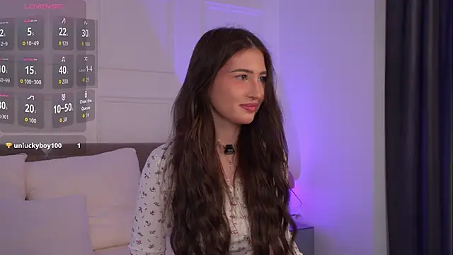 LisaDeviss online show from 3, 4, 2026