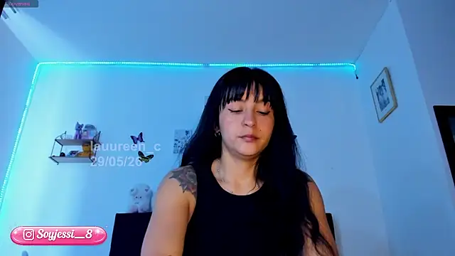 Snapshot of lauureen_c chatting on 29, 5, 2026 lauureen c online show from 29, 5, 2026