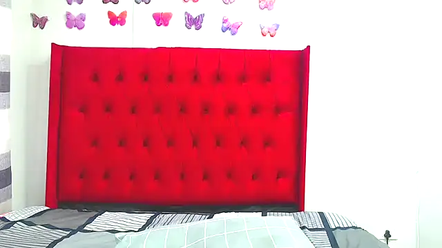 SweetdelightXXXX online show from 15, 4, 2026