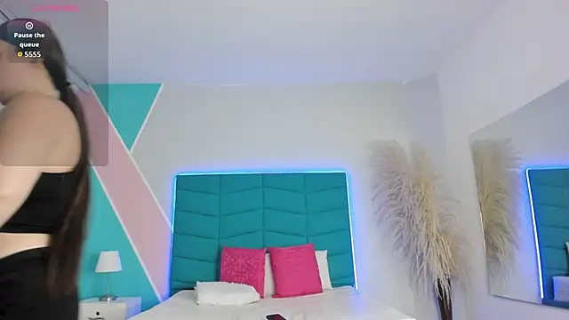  victoria collins  online show from 5, 2, 2026