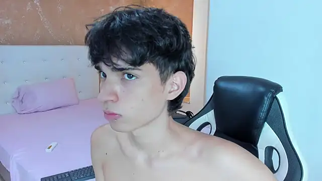 CONNOR STONNE  online show from 18, 2, 2026