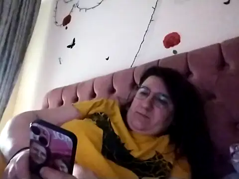 Snapshot of Dana92va chatting on 7, 2, 2026 Dana92va online show from 7, 2, 2026