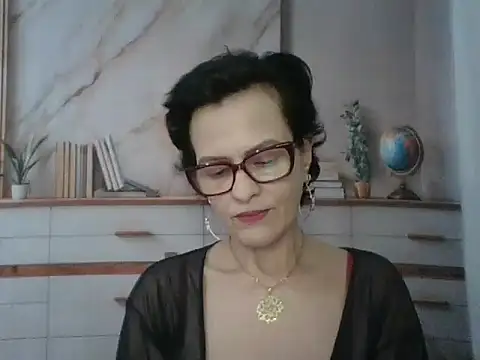 Luna-Hot0802 online show from 17, 12, 2025