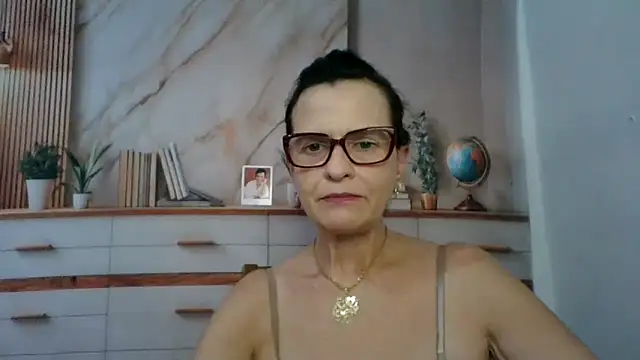 Luna-Hot0802 online show from 24, 3, 2026