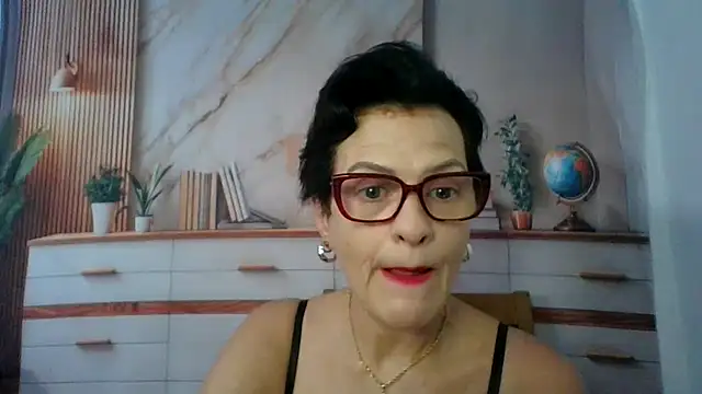 Luna-Hot0802 online show from 16, 2, 2026