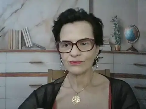 Luna-Hot0802 online show from 18, 12, 2025