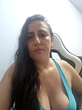 Jeh charmosa online show from 3, 12, 2025