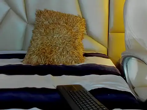 lucky smith1 online show from 3, 3, 2026