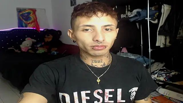 wallewe online show from 4, 12, 2025