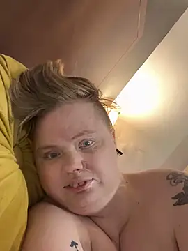 kimberlyAnnwilber96 online show from 2, 12, 2025