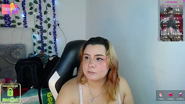 Mia Duque1999 online show from 22, 4, 2026