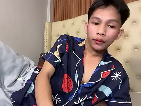 TheBoyAboveYou online show from 23, 4, 2026