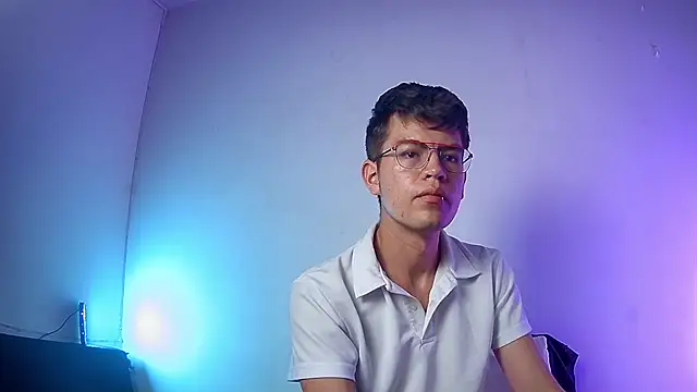 nicolatinboy online show from 26, 2, 2026