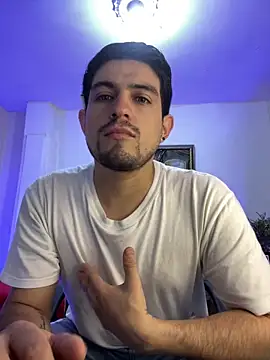 williamsmiiths16 online show from 8, 2, 2026