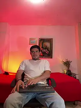 williamsmiiths16 online show from 7, 4, 2026