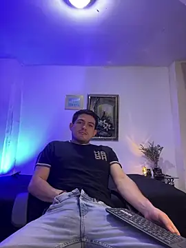 williamsmiiths16 online show from 30, 3, 2026