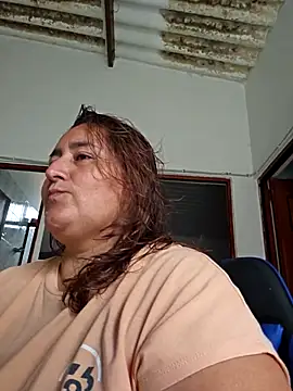 Snapshot of VioletBruces chatting on 5, 4, 2026 VioletBruces online show from 5, 4, 2026