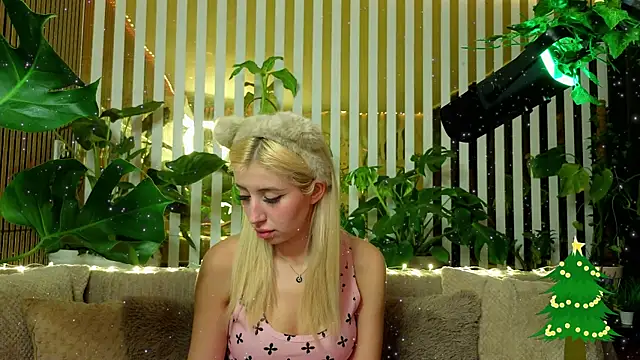 FlowweerGirl online show from 7, 1, 2026