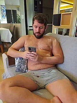 Snapshot of RipMyUnderwear chatting on 7, 5, 2026 RipMyUnderwear online show from 7, 5, 2026