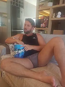 Snapshot of RipMyUnderwear chatting on 6, 2, 2026 RipMyUnderwear online show from 6, 2, 2026