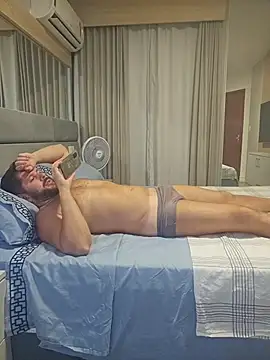 Snapshot of RipMyUnderwear chatting on 11, 2, 2026 RipMyUnderwear online show from 11, 2, 2026