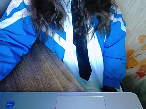 maian love online show from 15, 4, 2026