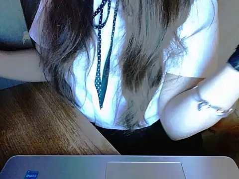 maian love online show from 12, 6, 2026
