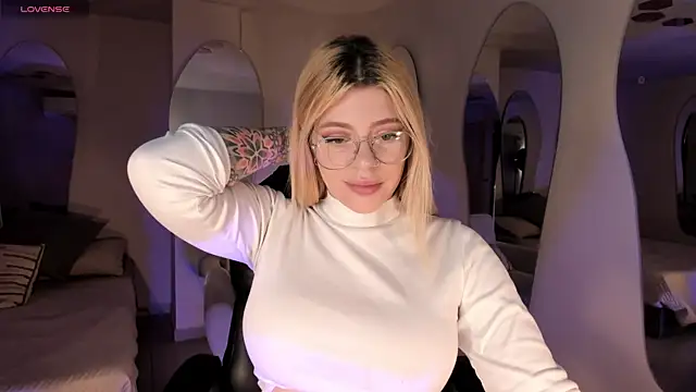 MadisonKane online show from 11, 7, 2026