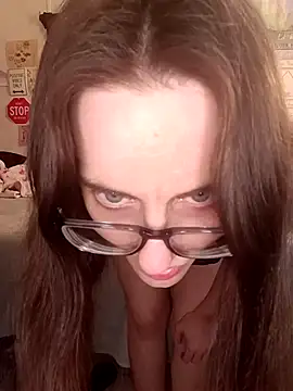 snowbird1117 online show from 21, 4, 2026