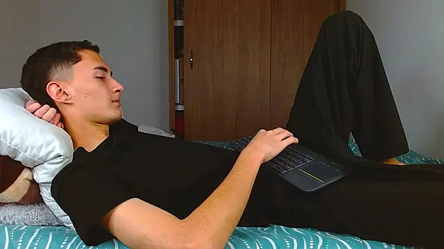 wal jones online show from 17, 12, 2025