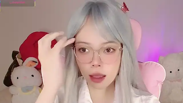 Snapshot of Miyeoonn chatting on 27, 4, 2026 Miyeoonn online show from 27, 4, 2026