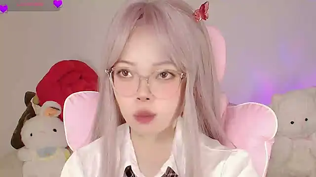 Snapshot of Miyeoonn chatting on 19, 5, 2026 Miyeoonn online show from 19, 5, 2026