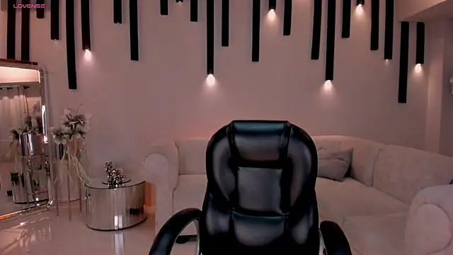 Snapshot of ChloeManson chatting on 7, 2, 2025 ChloeManson online show from 7, 2, 2025