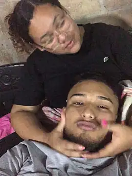 modeloxtz online show from 13, 1, 2026