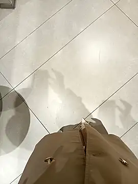 Baby-Linh online show from 7, 2, 2026