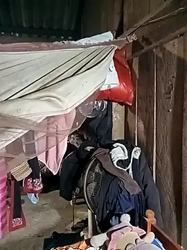 sary-hot2x online show from 8, 1, 2026