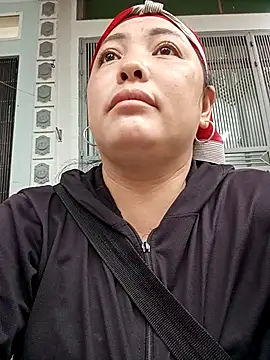 sary-hot2x online show from 25, 2, 2026