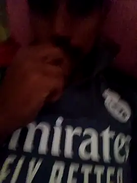 Snapshot of dhaka71couple chatting on 4, 12, 2025 dhaka71couple online show from 4, 12, 2025