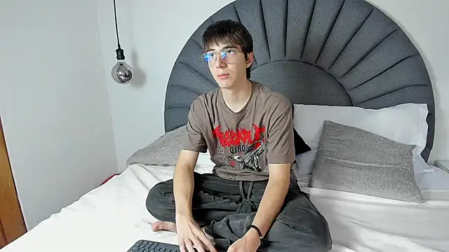 Snapshot of JeffBellfort chatting on 16, 5, 2026 JeffBellfort online show from 16, 5, 2026