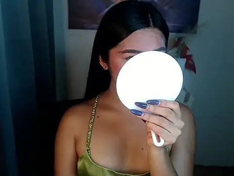 Snapshot of voganmarie chatting on 24, 6, 2026 voganmarie online show from 24, 6, 2026