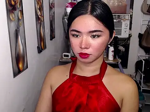 Snapshot of voganmarie chatting on 7, 7, 2026 voganmarie online show from 7, 7, 2026