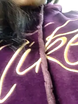 Spit queenC for you online show from 3, 12, 2025