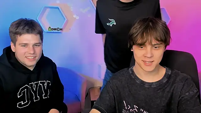 Snapshot of michael_strong_ chatting on 4, 12, 2025 michael strong online show from 4, 12, 2025