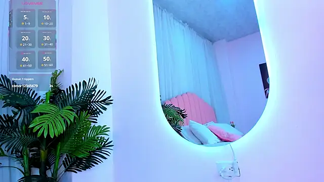 Lily Cole27 online show from 20, 2, 2026