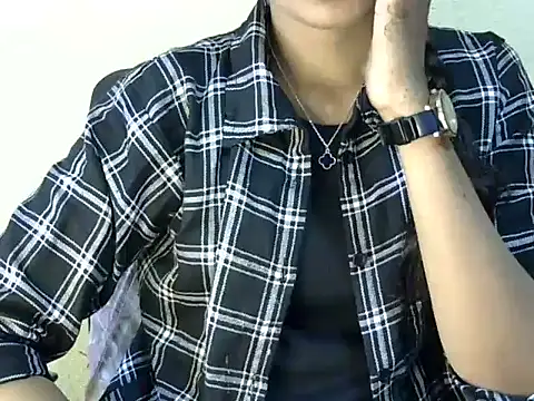 Snapshot of Shab_M chatting on 13, 5, 2026 Shab M online show from 13, 5, 2026