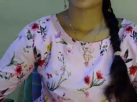Snapshot of Shab_M chatting on 13, 7, 2026 Shab M online show from 13, 7, 2026